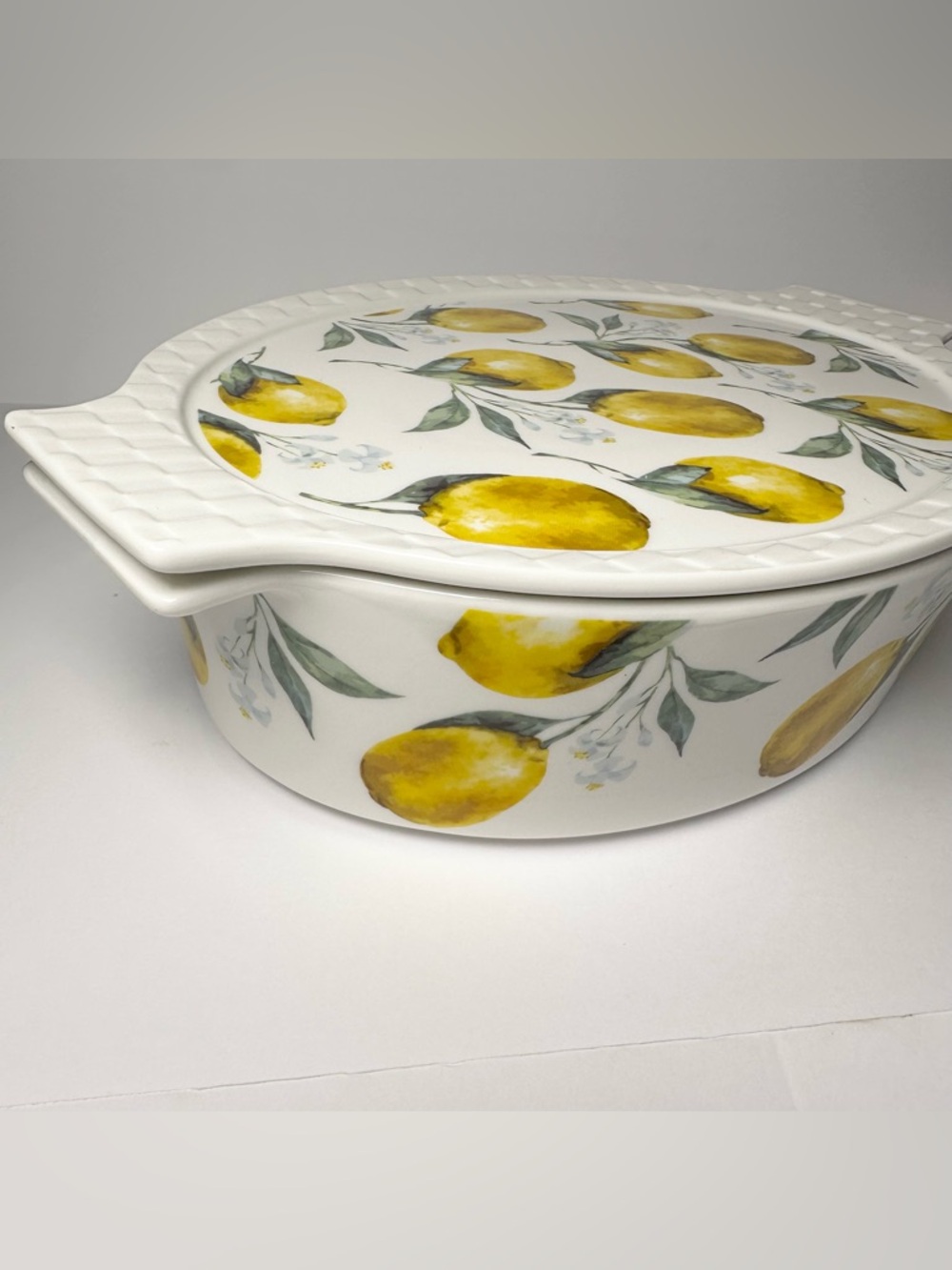 2-Lemon EuroGarden Oval & Rectangle Oven To Table Lidded Casserole Baker 3 in 1 - Picture 5 of 16
